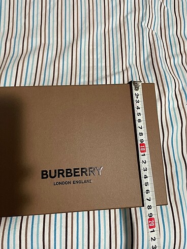 Burberry kutu