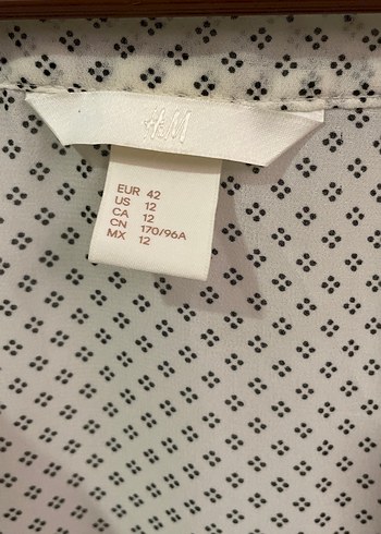 V Yaka Puantiyeli Kadın Bluz - Görsel 2