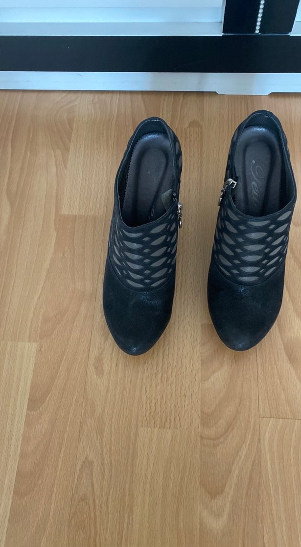 Siyah Zebra Desenli Tokalı Stiletto Kadın Bot - Görsel 2