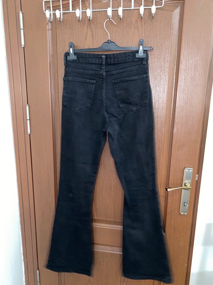 Siyah Bol Kesim Midi Boy Kot Pantolon - Görsel 4