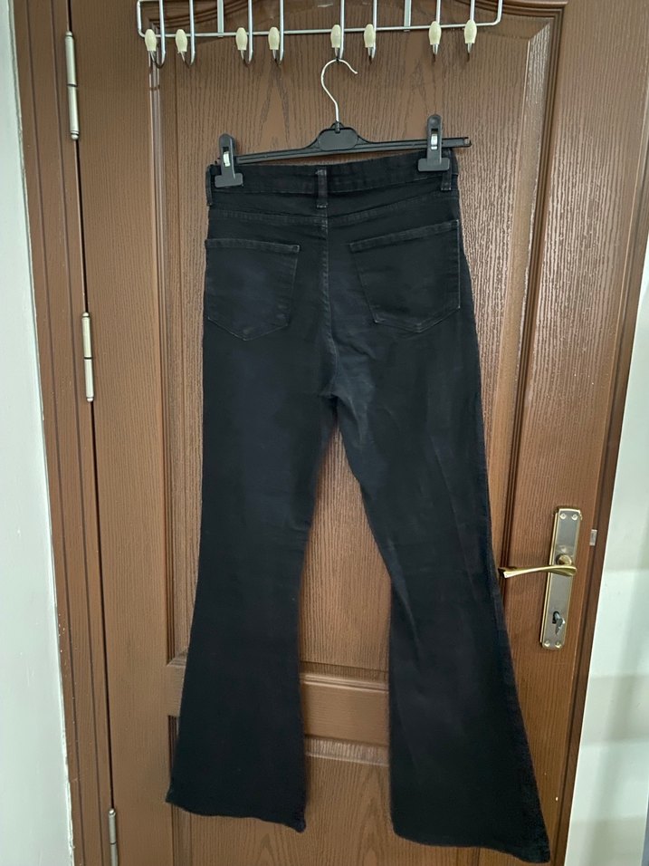 Siyah Bol Kesim Midi Boy Kot Pantolon - Görsel 3