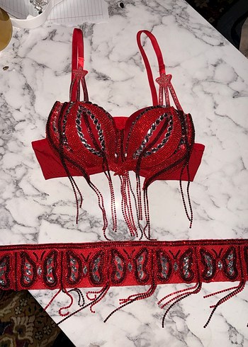 Kırmızı İşlemeli Bohem Mini Sütyen - Görsel 2