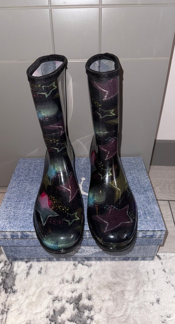 Kız Çocuk Parlak Tie-Dye Desenli Kauçuk Çizme - Görsel 2