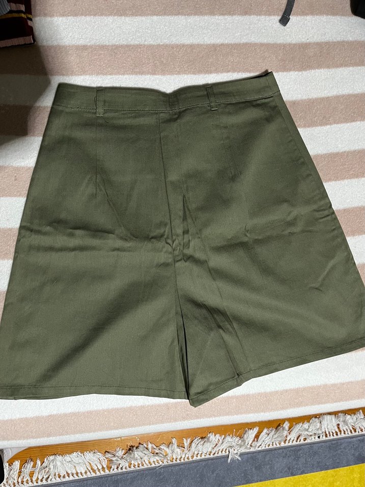 Yeşil Şort Etek - Görsel 2