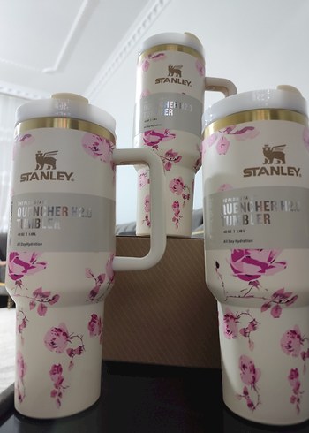 Stanley Çiçek Desenli Beyaz Termos Bardak - Görsel 3