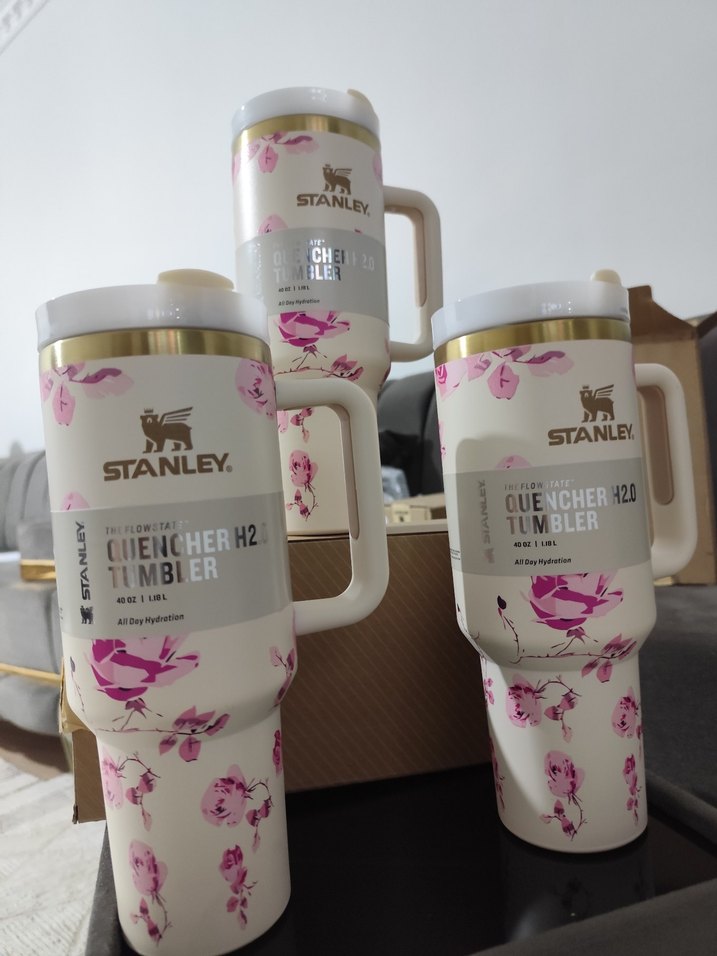 Stanley Çiçek Desenli Beyaz Termos Bardak - Görsel 4