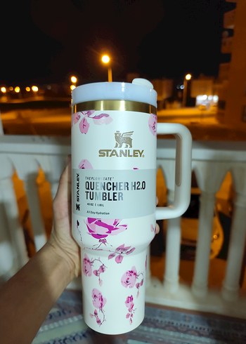Stanley Beyaz Çiçek Desenli Termoslu Kupa - Görsel 7