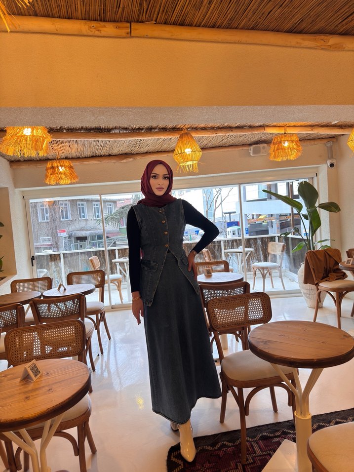 Sokak Stili Siyah Uzun Kot Elbise - Görsel 4