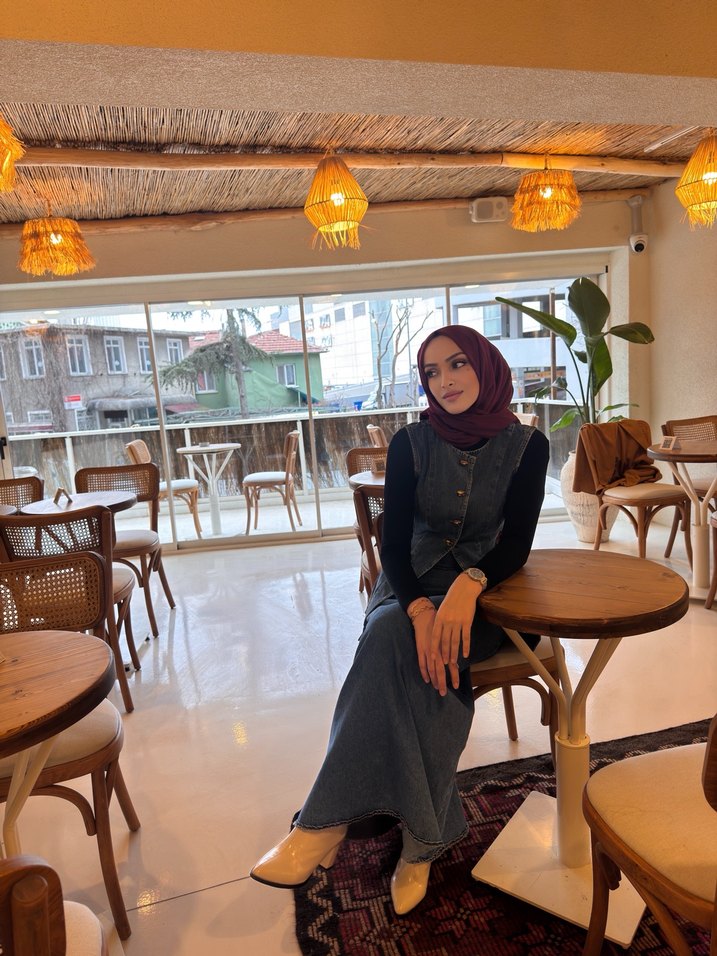 Sokak Stili Siyah Uzun Kot Elbise - Görsel 5