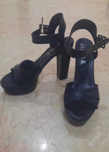 Siyah Minimalist Platform Topuklu Kadın Ayakkabı - Görsel 2