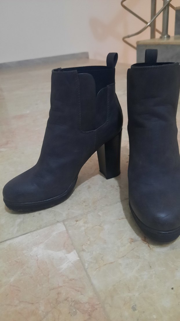 Gri Süet Kadın Topuklu Bot - Görsel 3