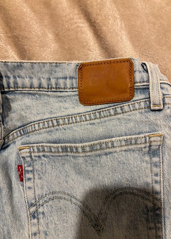 Levis Acik Mavi Denim Jean 501