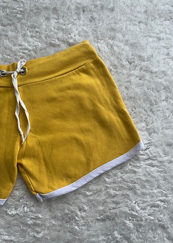 Sarı Mini Spor Şort - Görsel 2