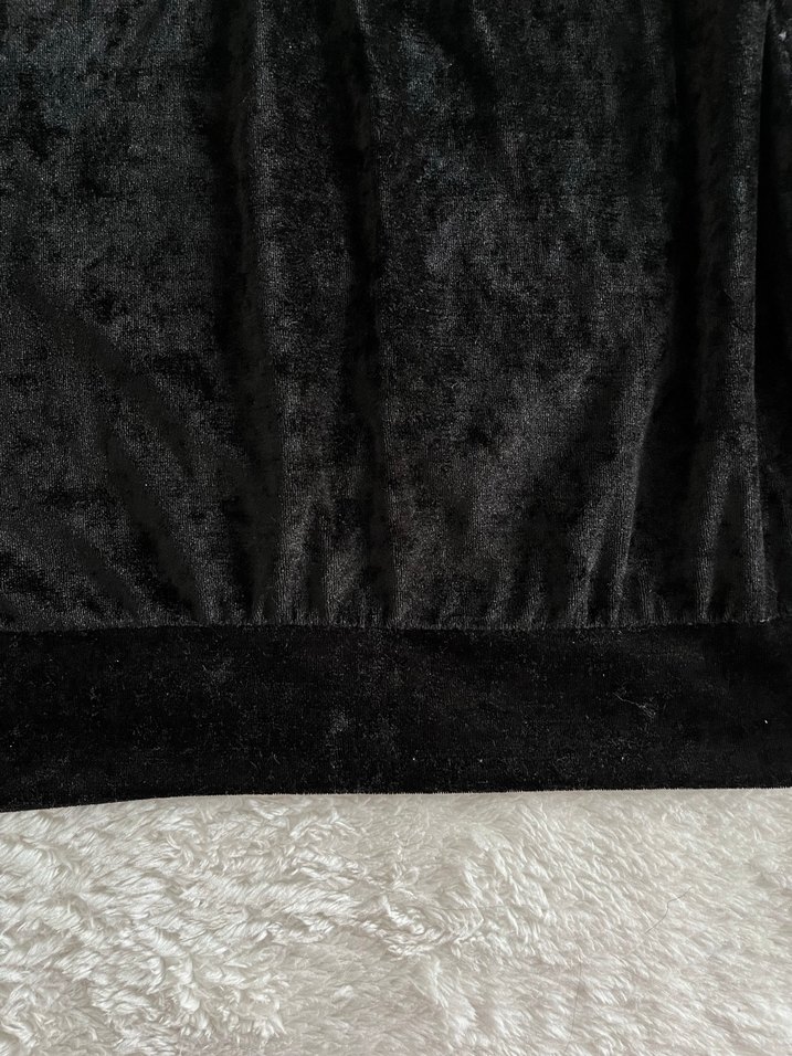 Kadife omzu açık bluz - Görsel 4