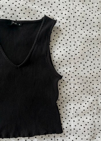 Siyah V Yaka Crop - Görsel 3