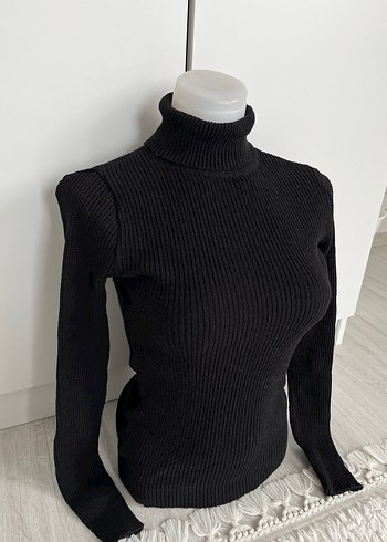 Siyah Kadın Boğazlı İnce Triko Kazak - Görsel 2