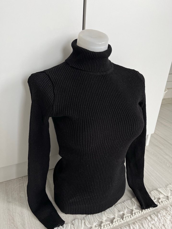 Siyah Kadın Boğazlı İnce Triko Kazak - Görsel 2