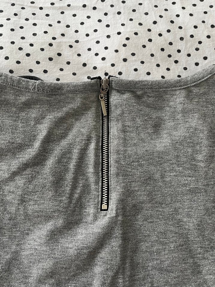 Gri Simli Kadın Tişört - Görsel 4