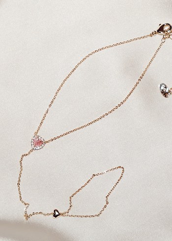 Pembe Kalpli Şahmeran - Görsel 2