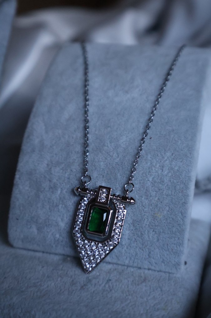 Leyla Taylan Kolye - Görsel 4