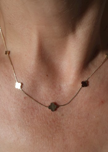 Van Cleef Yonca Kadın Kolye - Görsel 4