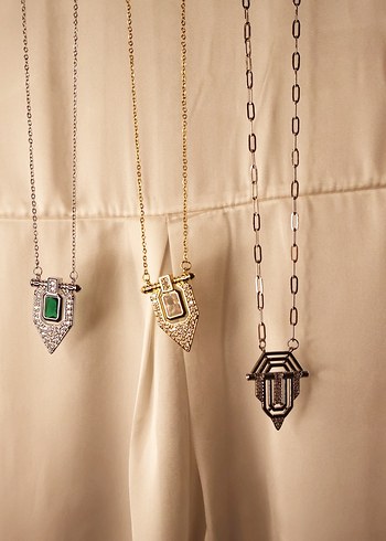 Altın Zincir Detaylı Kadın Kolye - Görsel 5