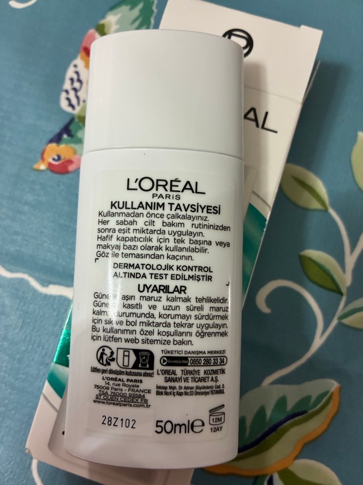 Loreal Paris bright reveal renkli fluid yüz güneş kremi - Görsel 4