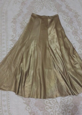 Bej Uzun Parlak Saten Etek - Görsel 3