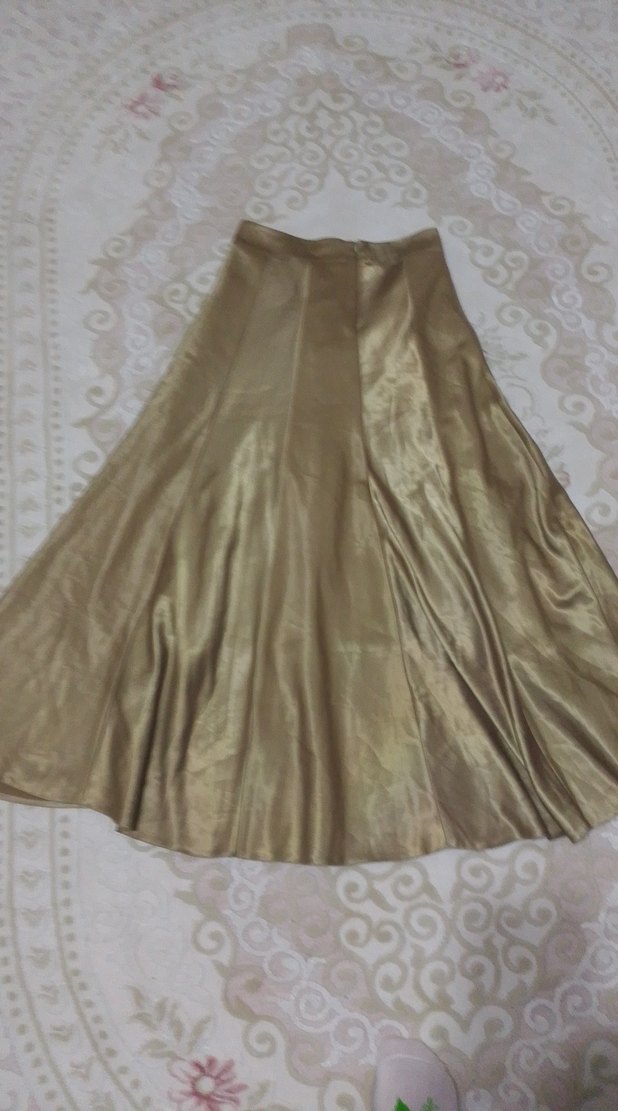 Bej Uzun Parlak Saten Etek - Görsel 3