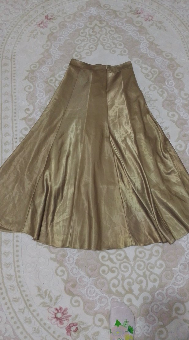 Bej Uzun Parlak Saten Etek - Görsel 4