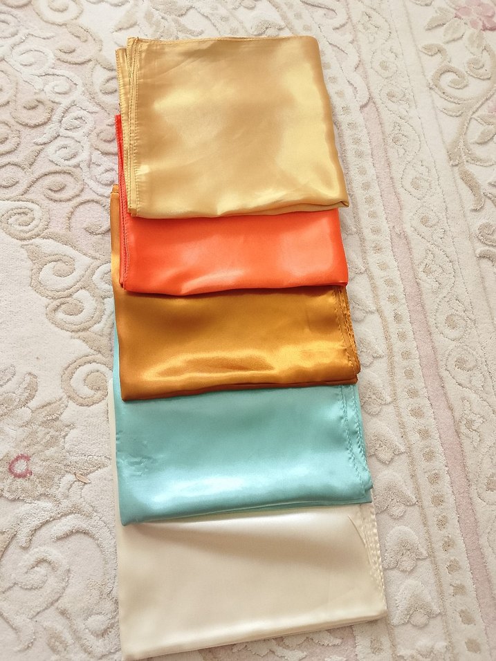 Kadın Çok Renkli İpek Görünümlü Şal - Görsel 4