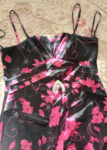 Uzun, Askılı, Pembe Siyah Bağlama Desenli Elbise - Görsel 3