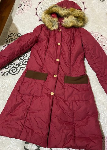 Valentino Bordo Kurklu Uzun Kadin Kislik Mont