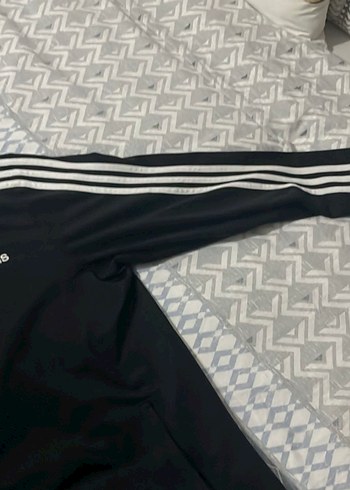 Adidas hırka - Görsel 2