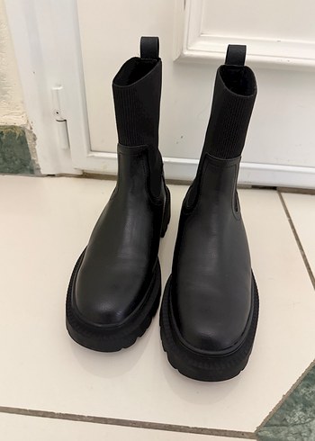 Siyah Kadın Blok Topuklu Bot - Görsel 2