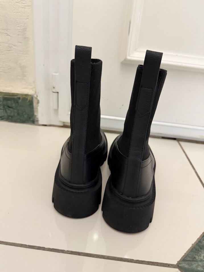 Siyah Kadın Blok Topuklu Bot - Görsel 4