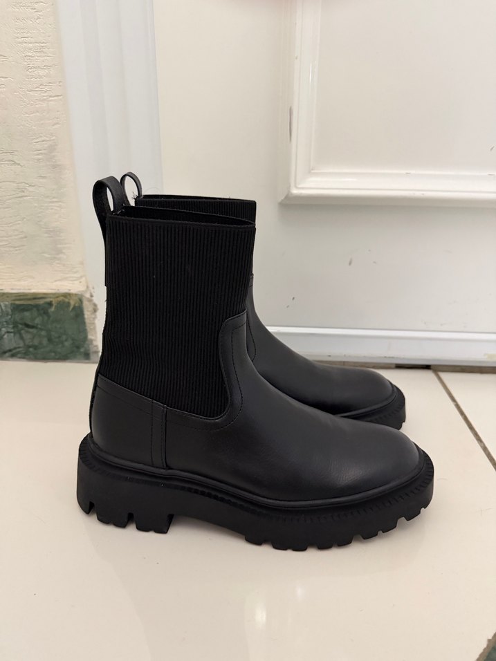 Siyah Kadın Blok Topuklu Bot - Görsel 3