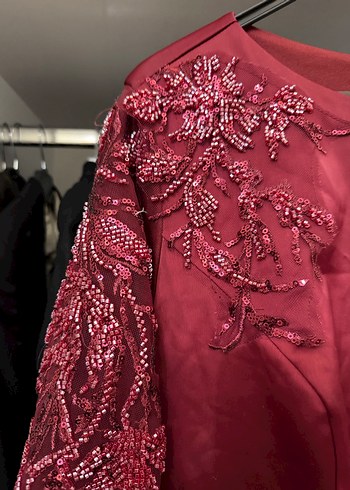 Bordo İşlemeli Uzun Kollu Abiye Elbise - Görsel 3