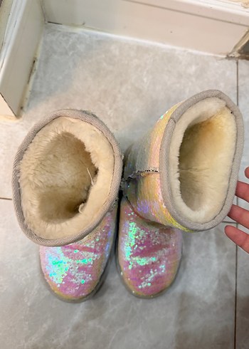 Pullu ugg - Görsel 3