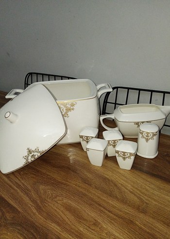 Beyaz ve Gri Seramik Sofra Takımı - Görsel 3