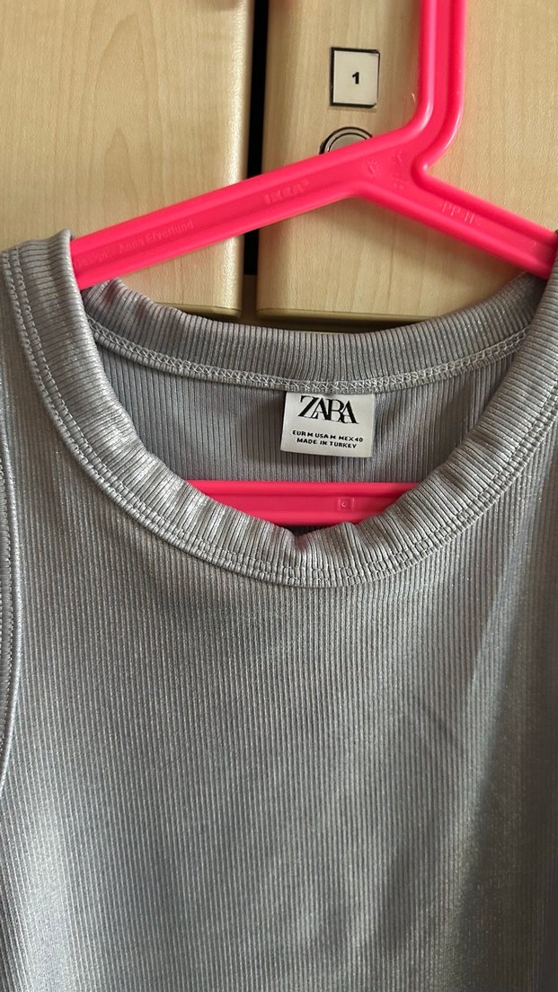 kadın Gri Parlak Kolsuz Üst - Görsel 2