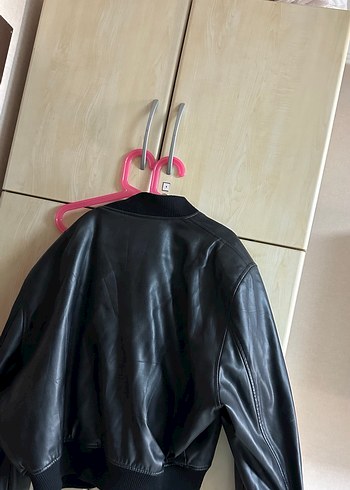 Kadın Siyah Deri Fermuarlı Ceket - Görsel 3