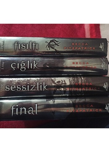 Hush hush serisi- Becca Fitzpatrick 