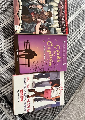 Vampir Gölgesi, Günlük Özgürlüğüm, Erkekleri Anlama Rehberi