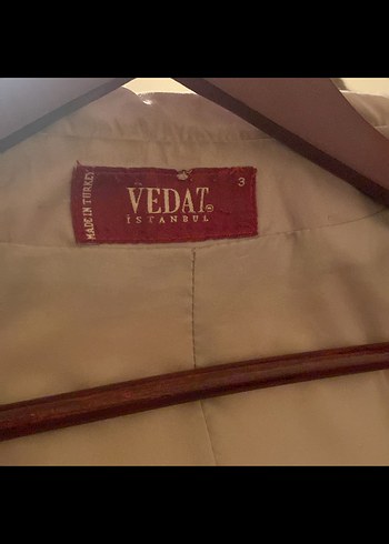 Bej Parlak ceket - Görsel 3