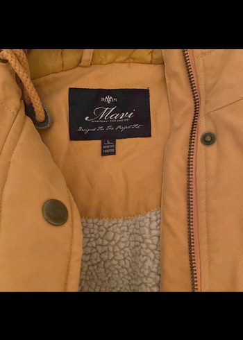 Kürk Detaylı Bej Kadın Kışlık Ceket - Görsel 3