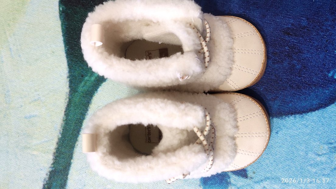 Kız Çocuk Beyaz Kürklü Bot - Görsel 3