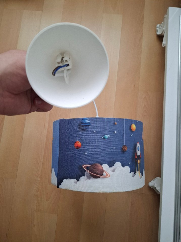 Bej ve Gri Tavan Lambası uzay temalı. ve perdesi - Görsel 3