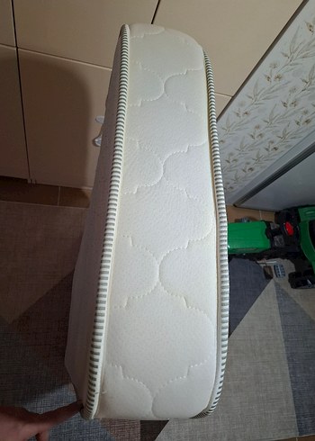 Gri Kenarlı Beyaz Bebek Yatağı işbir markalı - Görsel 3