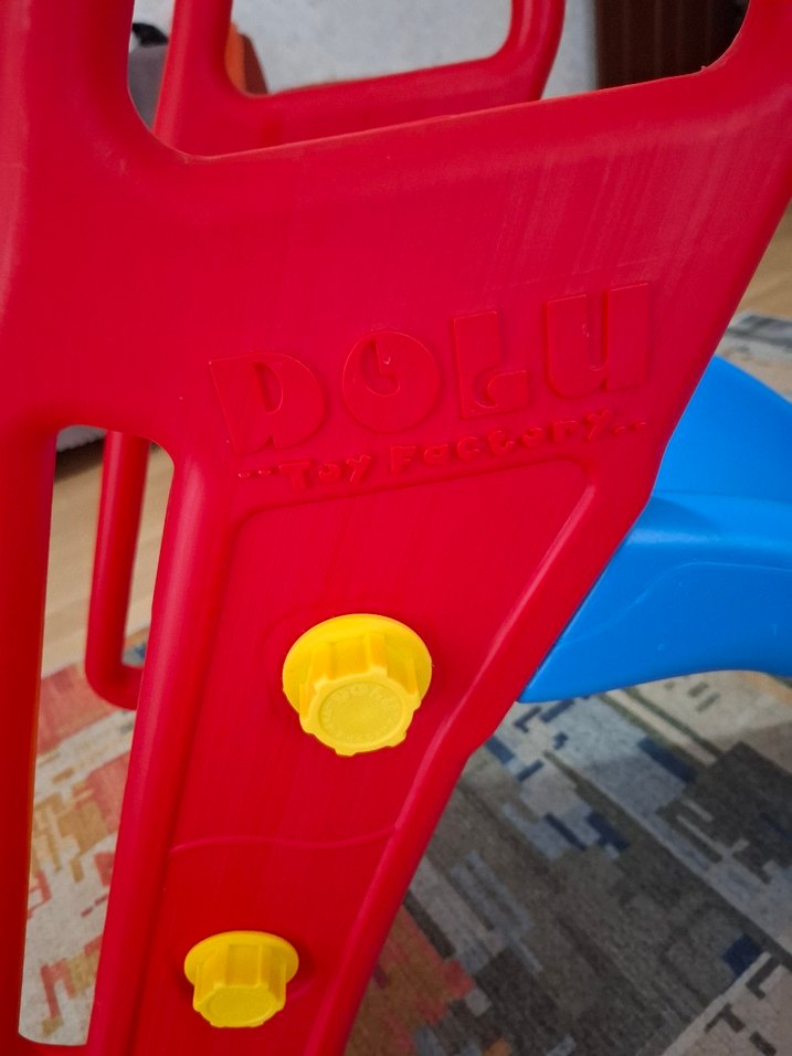 Çocuklar için renkli kaydırak 60x135x90 cm ebatları - Görsel 4